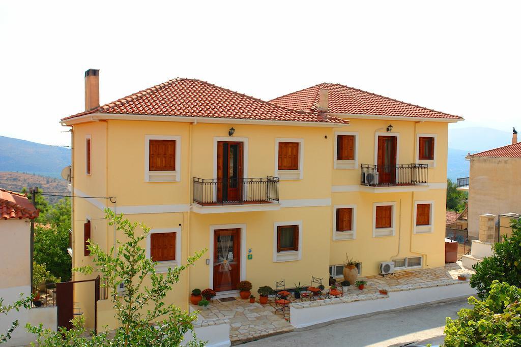 Xenonas Chrisso Delphi Exterior foto
